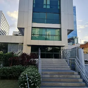https://confortavel-flat-em-boa-viagem-com-vista.hotels-in-recife.com